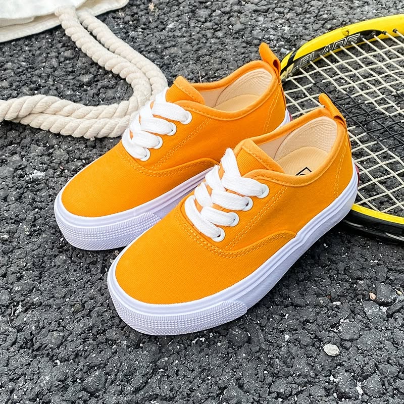 Lace up shoes